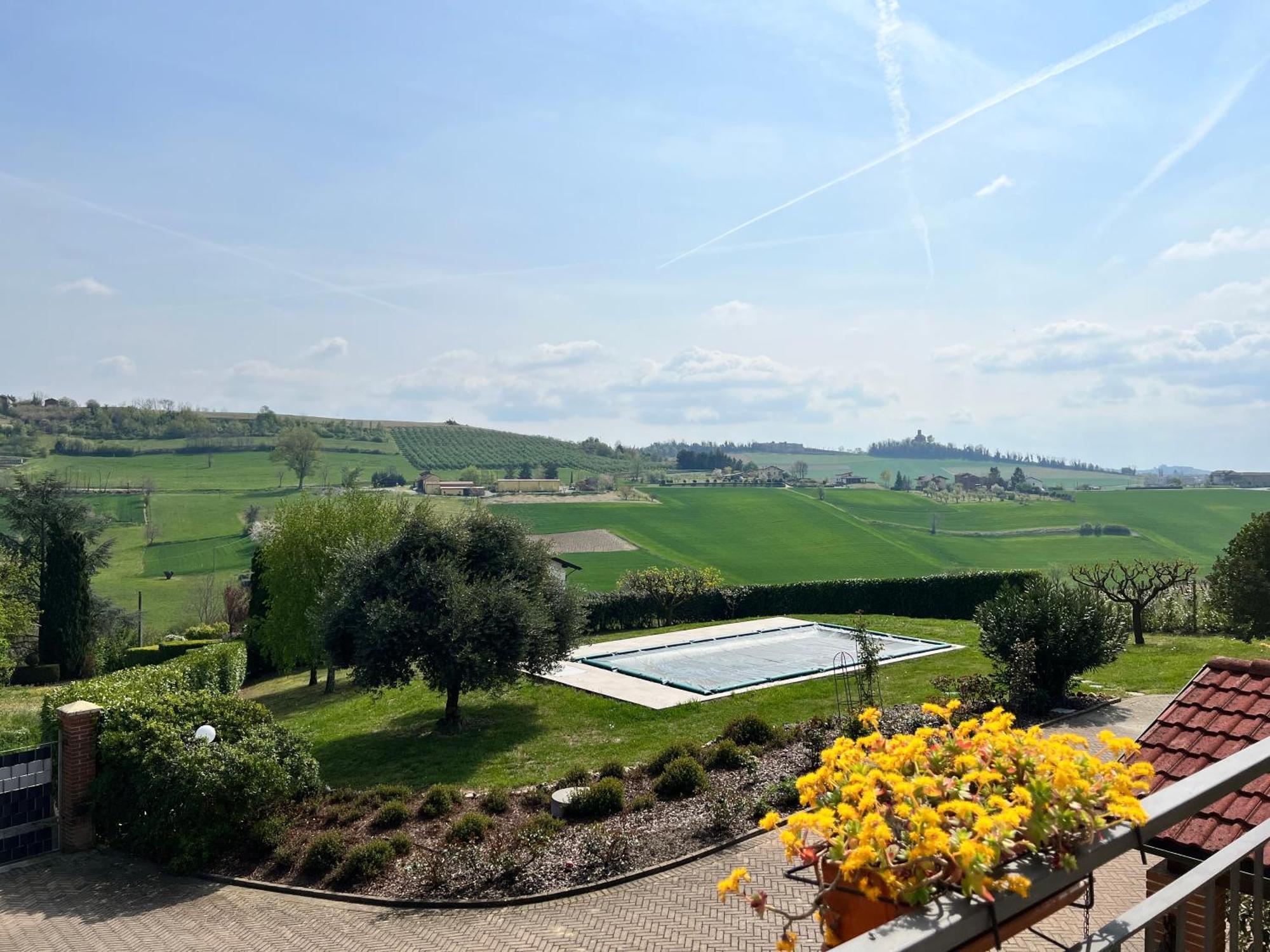 Bed and Breakfast Cascina Il Volo à Moncalvo Extérieur photo